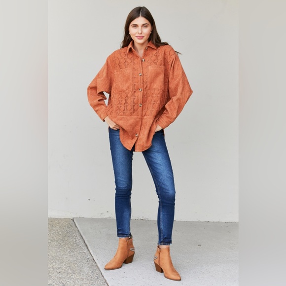 Button-Up Spliced Lace Shacket - Picture 3 of 8